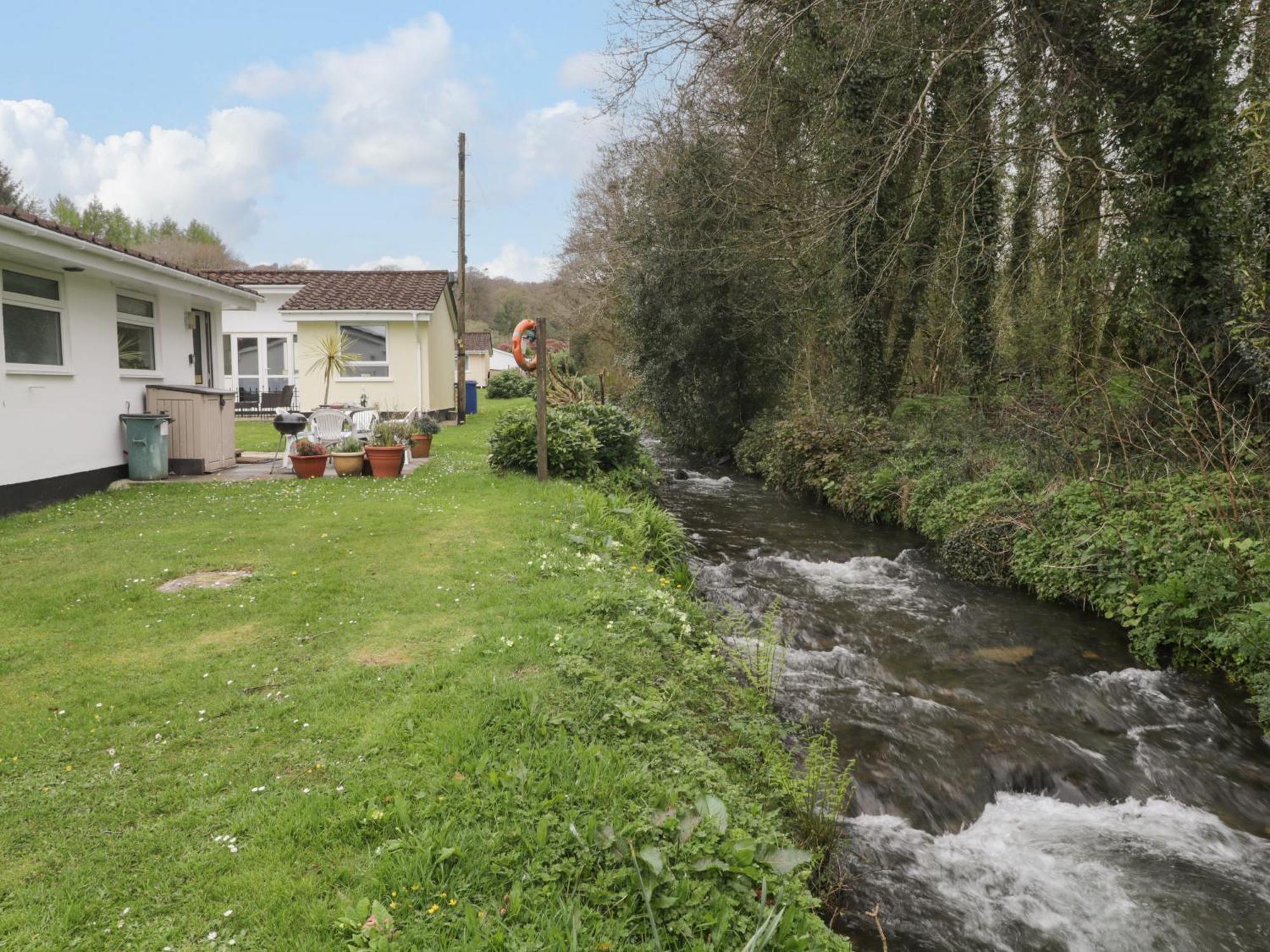 Westview Villa Liskeard Luaran gambar